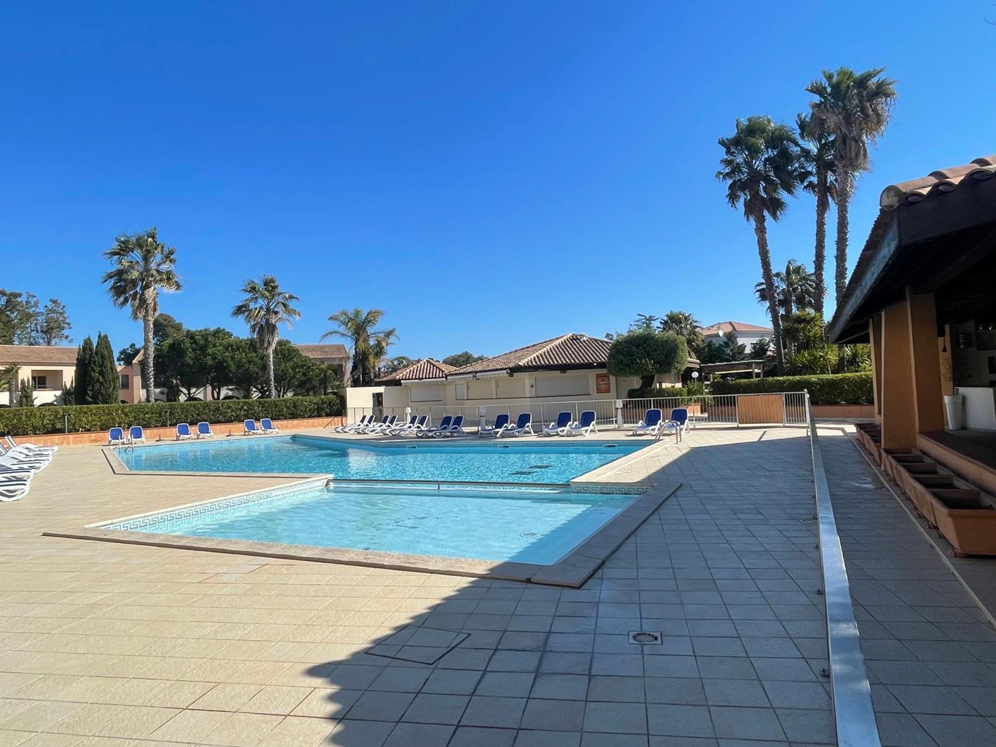 Residence Marine De Bravone Acces Plage, Piscine Лингиццета Экстерьер фото